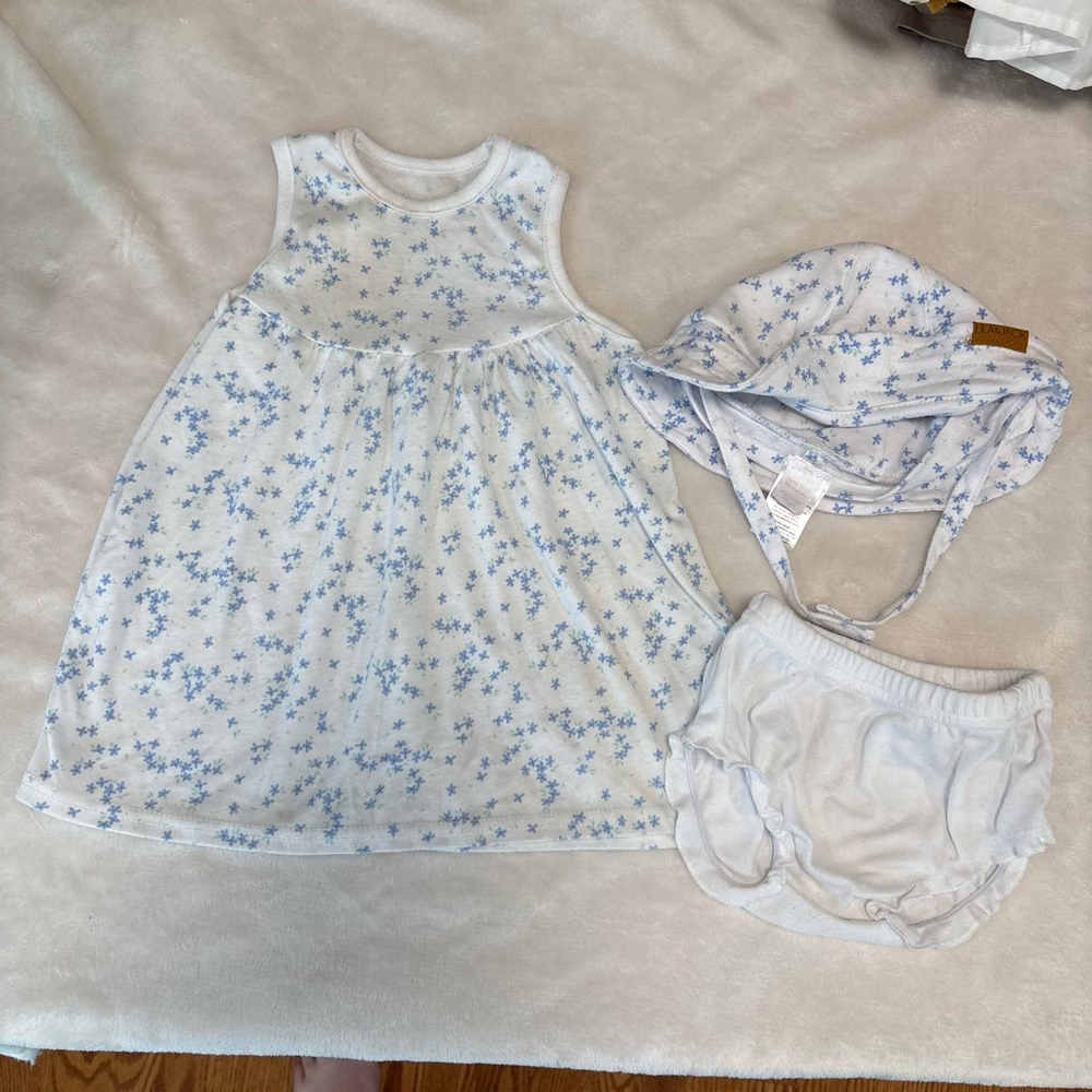 Lila & Jack Dress Set 12-18M White Blue Floral 3 piece set sun hat